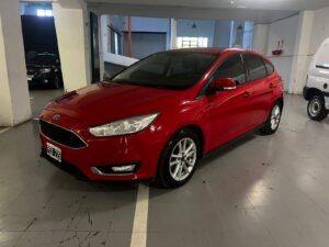 Ford Focus SE