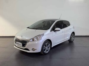 Peugeot 208 Feline Pack Cuir