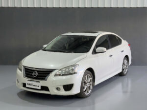 Nissan Sentra Pure drive SR CVT